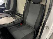 Renault Master Master 2.3 dCi 35 Business+ FWD LWB Medium Roof Euro 6 4dr - U238