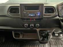 Renault Master Master 2.3 dCi 35 Business+ FWD LWB Medium Roof Euro 6 4dr - U238