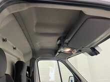 Renault Master Master 2.3 dCi 35 Business+ FWD LWB Medium Roof Euro 6 4dr - U238