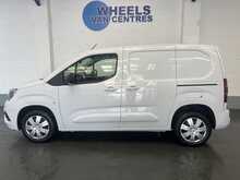 Vauxhall Combo 1.5 Turbo D 2300 Pro Panel Van 5dr Diesel Manual L1 H1 Euro 6 (s/s) (100 ps) - U2380