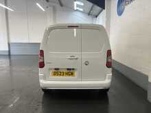 Vauxhall Combo 1.5 Turbo D 2300 Pro Panel Van 5dr Diesel Manual L1 H1 Euro 6 (s/s) (100 ps) - U2380