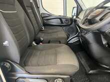 Iveco Daily D HPI 14V 35C 3450 2.3 2dr Luton Manual Diesel - U2398