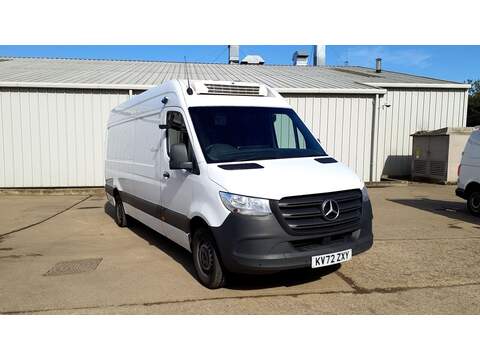 Mercedes-Benz Sprinter 2.0 317 CDI Progressive Fridge Van 5dr Diesel Manual RWD L2 H2 Euro 6 (s/s) (170 ps) 2.0 5dr Temperature Controlled Manual Diesel