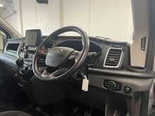 Ford Transit 2.0 350 EcoBlue MHEV Limited Panel Van 5dr Diesel Manual RWD L4 H3 Euro 6 (s/s) (130 ps) - U2407