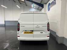 Ford Transit Custom 2.0 320 EcoBlue Limited Crew Van Double Cab 5dr Diesel Manual L2 H1 Euro 6 (s/s) (136 ps) - U2413
