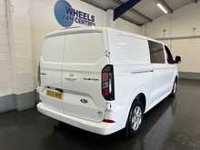 Ford Transit Custom 2.0 320 EcoBlue Limited Crew Van Double Cab 5dr Diesel Manual L2 H1 Euro 6 (s/s) (136 ps) - U2413