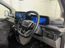 Ford Transit Custom 2.0 320 EcoBlue Limited Crew Van Double Cab 5dr Diesel Manual L2 H1 Euro 6 (s/s) (136 ps) - U2413