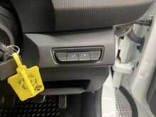 Nissan Primastar 2.0 dCi 30 Acenta Panel Van 5dr Diesel Manual L2 H1 Euro 6 (s/s) (110 ps) - U2417