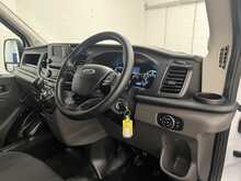 Ford Transit L3 EURO 6 LOW LOADER 2.0 LUTON MANUAL DIESEL 2.0 5dr Luton Manual Diesel - U2419