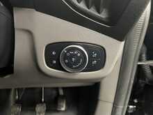Ford Transit Connect 1.5 250 EcoBlue Limited Panel Van 5dr Diesel Manual L2 Euro 6 (s/s) (100 ps) - U2421