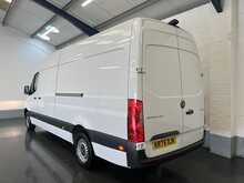 Mercedes-Benz Sprinter 2.0 315 CDI PRO Panel Van 5dr Diesel G-Tronic RWD L3 H2 Euro 6 (s/s) (150 ps) - U2424