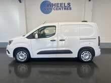 Vauxhall Combo 1.5 Turbo D 2000 Sportive Panel Van 4dr Diesel Manual L1 H1 Euro 6 (100 ps) - U2435