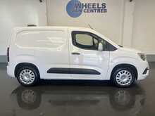 Vauxhall Combo 1.5 Turbo D 2000 Sportive Panel Van 4dr Diesel Manual L1 H1 Euro 6 (100 ps) - U2435