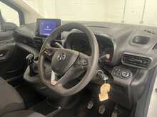 Vauxhall Combo 1.5 Turbo D 2000 Sportive Panel Van 4dr Diesel Manual L1 H1 Euro 6 (100 ps) - U2435