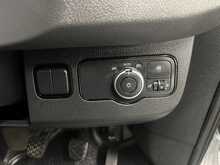 Mercedes-Benz Sprinter 2.0 315 CDI Premium Panel Van 5dr Diesel Manual FWD L2 H2 Euro 6 (s/s) (150 ps) - U2441