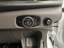 Ford Transit 350 EcoBlue Leader 2.0 2dr L4 Luton Manual Diesel 2.0 2dr Luton Manual Diesel - U2442
