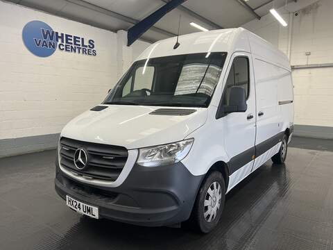 Mercedes-Benz Sprinter 2.0 315 CDI Progressive Panel Van 5dr Diesel Manual RWD L2 H2 Euro 6 (s/s) (150 ps)