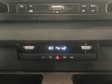 Mercedes-Benz Sprinter 2.0 317 CDI Premium Panel Van 5dr Diesel Automatic RWD L2 H2 Euro 6 (s/s) (170 ps) 2.0 5dr Panel Van - U2443