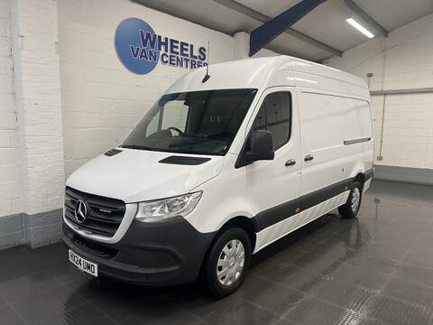 Mercedes-Benz Sprinter 2.0 315 CDI Progressive Panel Van 5dr Diesel Manual RWD L3 H2 Euro 6 (s/s) (150 ps)