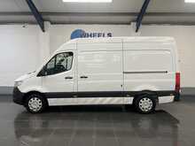 Mercedes-Benz Sprinter 2.0 317 CDI Premium Panel Van 5dr Diesel Automatic RWD L2 H2 Euro 6 (s/s) (170 ps) 2.0 5dr Panel Van - U2444