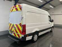 Mercedes-Benz Sprinter 2.0 317 CDI Premium Panel Van 5dr Diesel Automatic RWD L2 H2 Euro 6 (s/s) (170 ps) 2.0 5dr Panel Van - U2444