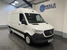 Mercedes-Benz Sprinter 2.0 317 CDI Premium Panel Van 5dr Diesel Automatic RWD L2 H2 Euro 6 (s/s) (170 ps) 2.0 5dr Panel Van - U2444