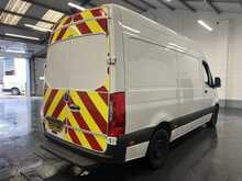 Mercedes-Benz Sprinter 2.0 317 CDI Premium Panel Van 5dr Diesel Automatic RWD L2 H2 Euro 6 (s/s) (170 ps) 2.0 5dr Panel Van - U2444