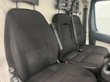 Peugeot Boxer 2.0 BlueHDi 335 Professional Panel Van 5dr Diesel Manual L3 H2 Euro 6 (130 ps) - U2448
