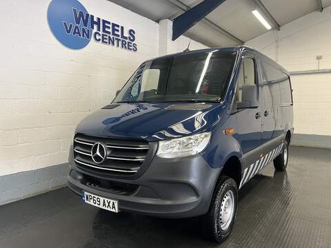 Mercedes-Benz Sprinter 2.0 315 CDI Premium Panel Van 5dr Diesel Manual FWD L2 H2 Euro 6 (s/s) (150 ps)
