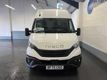 Iveco Daily 2.3D HPI 14V 35S 3520 Panel Van 5dr Diesel HiMatic MWB H2 Euro 6 (s/s) (136 ps) - U2460