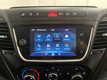 Iveco Daily 2.3D HPI 14V 35S 3520 Panel Van 5dr Diesel HiMatic MWB H2 Euro 6 (s/s) (136 ps) - U2460