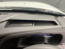 Iveco Daily 2.3D HPI 14V 35S 3520 Panel Van 5dr Diesel HiMatic MWB H2 Euro 6 (s/s) (136 ps) - U2460