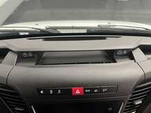 Iveco Daily 2.3D HPI 14V 35S 3520 Panel Van 5dr Diesel HiMatic MWB H2 Euro 6 (s/s) (136 ps) - U2460