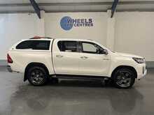 Toyota Hilux 2.4 D-4D Icon Pickup Double Cab 4dr Diesel Auto 4WD Euro 6 (s/s) (150 ps) - U2462
