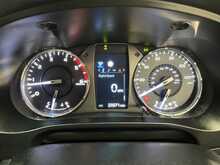 Toyota Hilux 2.4 D-4D Icon Pickup Double Cab 4dr Diesel Auto 4WD Euro 6 (s/s) (150 ps) - U2462