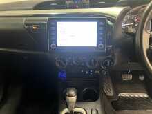 Toyota Hilux 2.4 D-4D Icon Pickup Double Cab 4dr Diesel Auto 4WD Euro 6 (s/s) (150 ps) - U2462