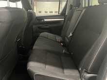 Toyota Hilux 2.4 D-4D Icon Pickup Double Cab 4dr Diesel Auto 4WD Euro 6 (s/s) (150 ps) - U2462