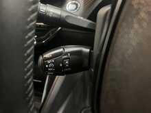 Peugeot 208 1.5 BlueHDi Allure Premium + Hatchback 5dr Diesel Manual Euro 6 (s/s) (100 ps) - U2466