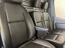 Mercedes-Benz Sprinter 2.0 315 CDI PRO Panel Van 5dr Diesel G-Tronic RWD L3 H2 Euro 6 (s/s) (150 ps) - U2477