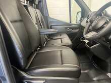 Mercedes-Benz Sprinter 2.0 315 CDI PRO Panel Van 5dr Diesel G-Tronic RWD L3 H2 Euro 6 (s/s) (150 ps) - U2477