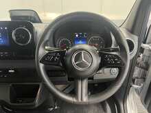 Mercedes-Benz Sprinter 2.0 315 CDI PRO Panel Van 5dr Diesel G-Tronic RWD L2 H2 Euro 6 (s/s) (150 ps) - U2480