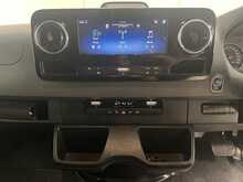 Mercedes-Benz Sprinter 2.0 315 CDI PRO Panel Van 5dr Diesel G-Tronic RWD L2 H2 Euro 6 (s/s) (150 ps) - U2480