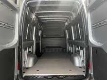 Mercedes-Benz Sprinter 2.0 315 CDI PRO Panel Van 5dr Diesel G-Tronic RWD L2 H2 Euro 6 (s/s) (150 ps) - U2480