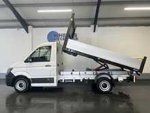 Volkswagen Crafter 2.0 TDI CR35 Startline Tipper 2dr Diesel Manual FWD MWB Euro 6 (s/s) (ETG) (140 ps) - U2484