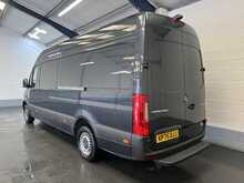Mercedes-Benz Sprinter 2.0 315 CDI PRO Panel Van 5dr Diesel G-Tronic RWD L3 H2 Euro 6 (s/s) (150 ps) - U2490