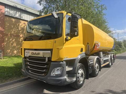 DAF CF 410 ADR FUEL TANKER 8X2 REARLIFT AND STEER 12.9 0.0 2dr Tanker Manual Diesel