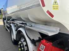 DAF CF 410 ADR FUEL TANKER 8X2 REARLIFT AND STEER 12.9 12.9 2dr Tanker Manual Diesel - U2508
