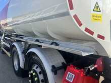 DAF CF 410 ADR FUEL TANKER 8X2 REARLIFT AND STEER 12.9 0.0 2dr Tanker Manual Diesel - U2509