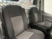 Ford Transit 2.0 350 EcoBlue HD Leader L4 DROPSIDE 2dr Diesel Manual RWD L4 Euro 6 (s/s) (DRW) (130 ps) 2.0 2dr - U2522