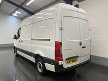 Mercedes-Benz Sprinter 2.0 315 CDI Progressive Panel Van 5dr Diesel Manual RWD L2 H2 Euro 6 (s/s) (150 ps) - U2541